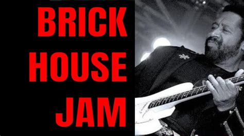  “Brick House” : เพลงฟังก์ที่เต็มไปด้วยจังหวะสนุกสนานและเมโลดีร้องตามได้ง่าย